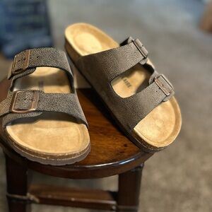 New Cushionaire Brown Double Strap Sandals